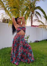 Load image into Gallery viewer, Two piece set top and pants