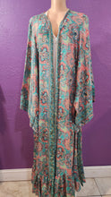 Load image into Gallery viewer, Long kimono with frill
