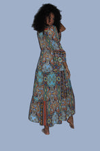 Load image into Gallery viewer, Long dress