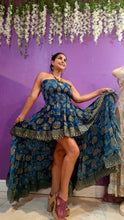 Load image into Gallery viewer, STRAPLESS DRESS
