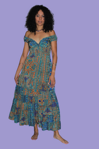 Long dress five frills short sleeves