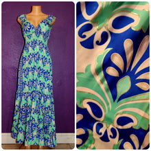 Load image into Gallery viewer, Long dress five frills short sleeves
