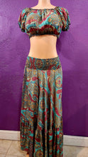 Load image into Gallery viewer, Printed Off-Shoulder Two-Piece Skirt Set
