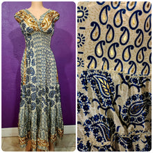 Load image into Gallery viewer, Long dress five frills short sleeves
