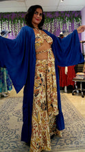Load image into Gallery viewer, Long kimono with frill plain
