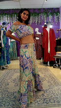 Load image into Gallery viewer, Printed Off-Shoulder Two-Piece Skirt Set

