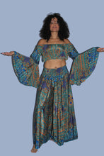 Load image into Gallery viewer, Two piece set top and pant
