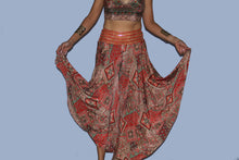 Load image into Gallery viewer, Two pieces set top and pant
