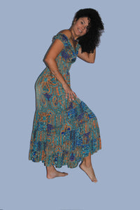 Long dress five frills short sleeves